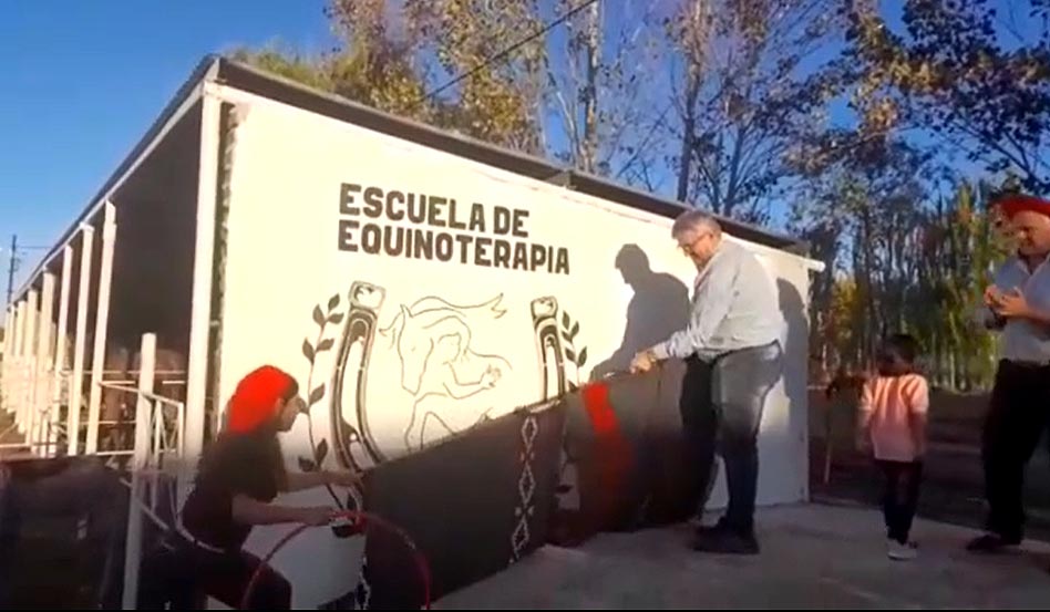 Se inauguró la Escuela de Equinoterapia en Chichinales
