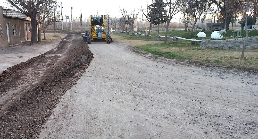 Siguen las tareas de reparación de calles en Villa Alberdi