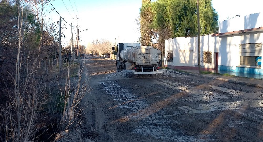 Reparación de calles en Alberdi y Leda