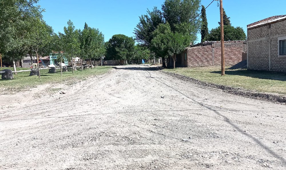 Completan trabajos de mantenimiento de calles en Villa Alberdi y Loteo Ledda