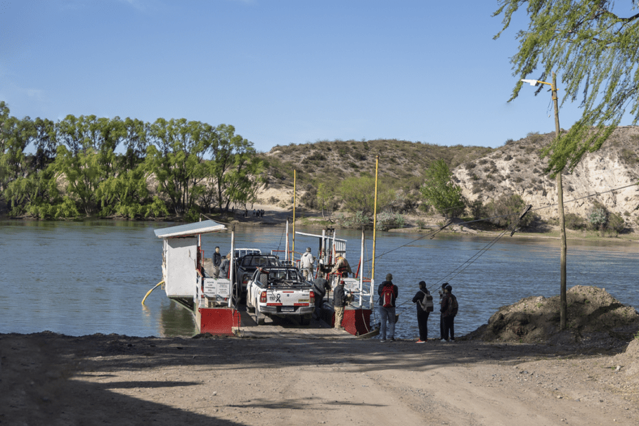 Mañana se retoma el servicio de balsa en Regina