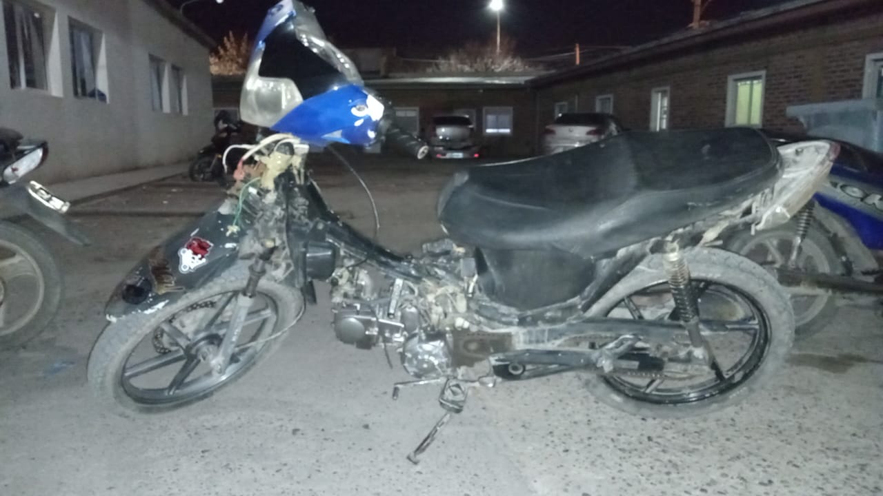 En un control policial recuperan en Regina una moto robada