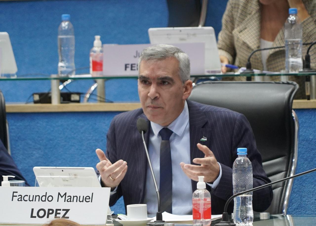 López anunció que los legisladores de Juntos Somos Río Negro no cobrarán el aguinaldo