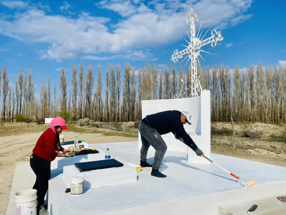 Se ultiman detalles para culminar la obra del osario en Huergo