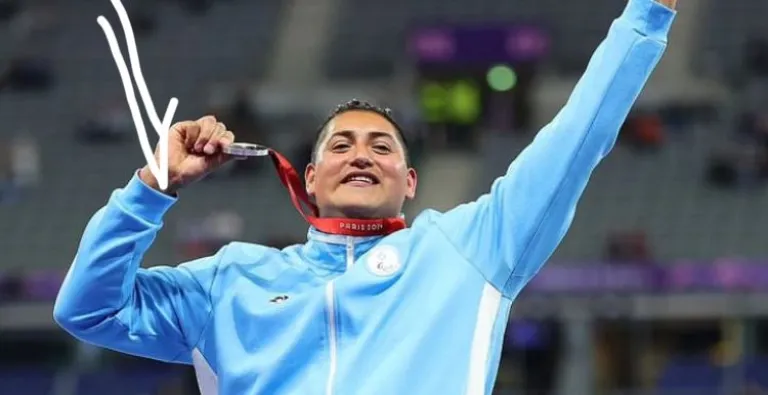 Juegos Paralímpicos: Hernán Urra ganó la medalla de plata y realizó un pedido de matrimonio inolvidable