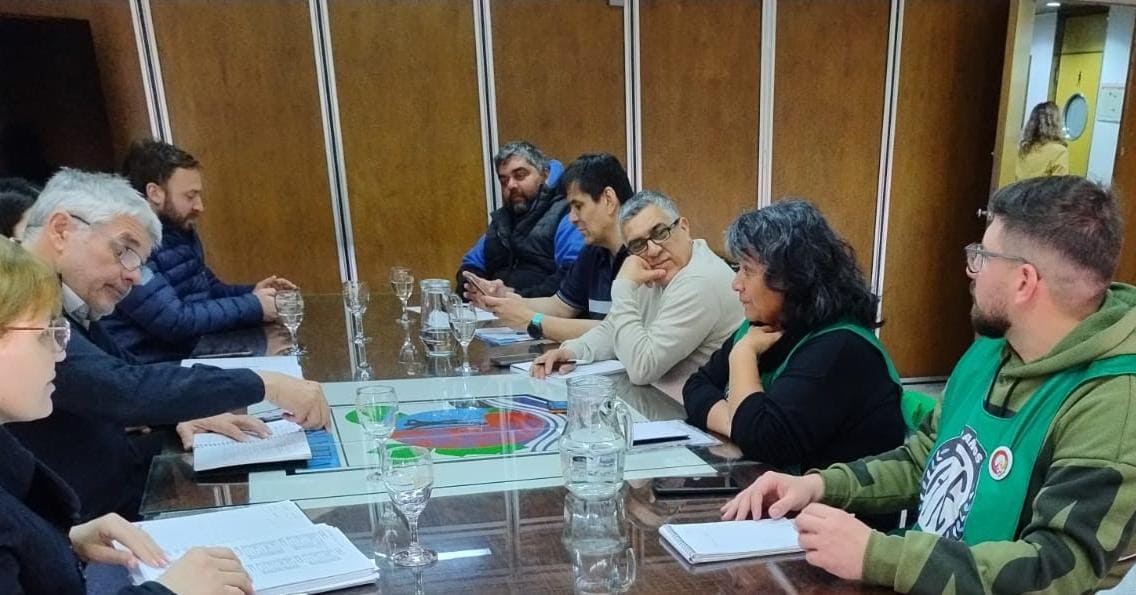 Regina: ATE exigirá precisiones al intendente sobre el traspaso de agua y cloacas a la Provincia