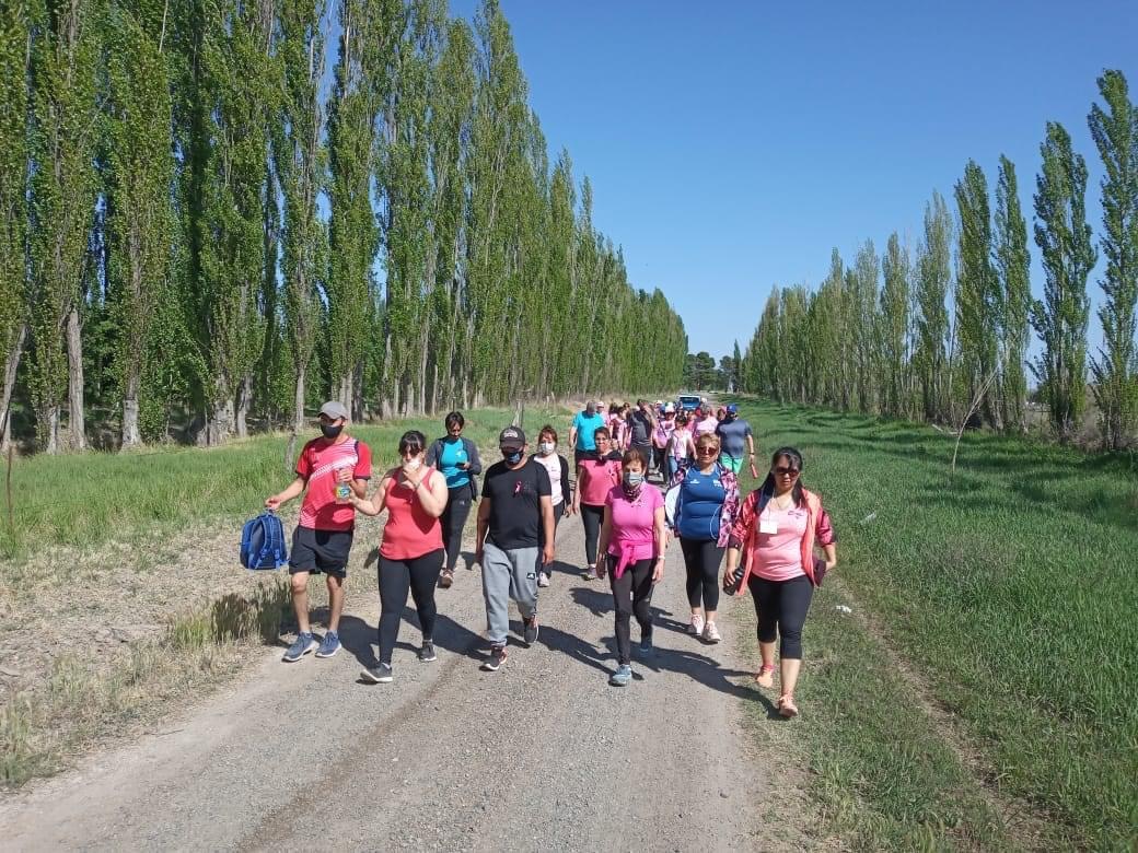 Hoy: Caminata Rosa organizada por Valkirias