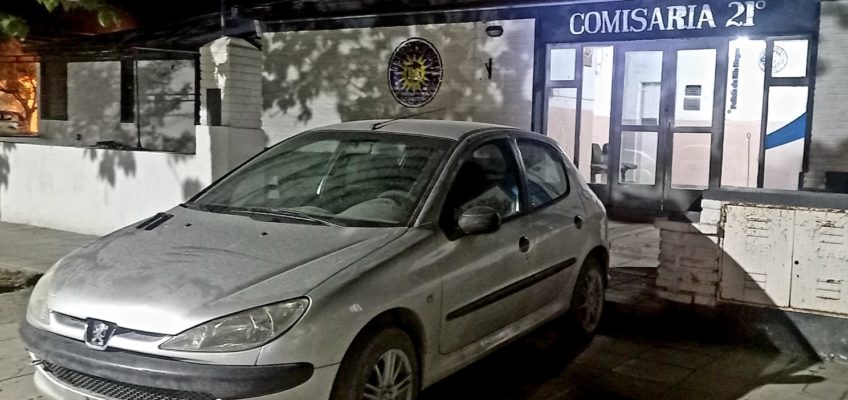 Le habían robado hasta el azúcar, huyeron en su auto y lo recuperaron en Roca