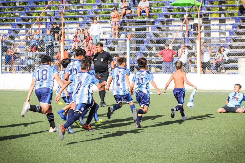 El Mundialito de fútbol aumentó 500% en su inscripción y cientos de chicos de barrio podrían quedar afuera