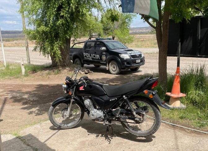 Secuestran una moto sin papeles y con el motor limado