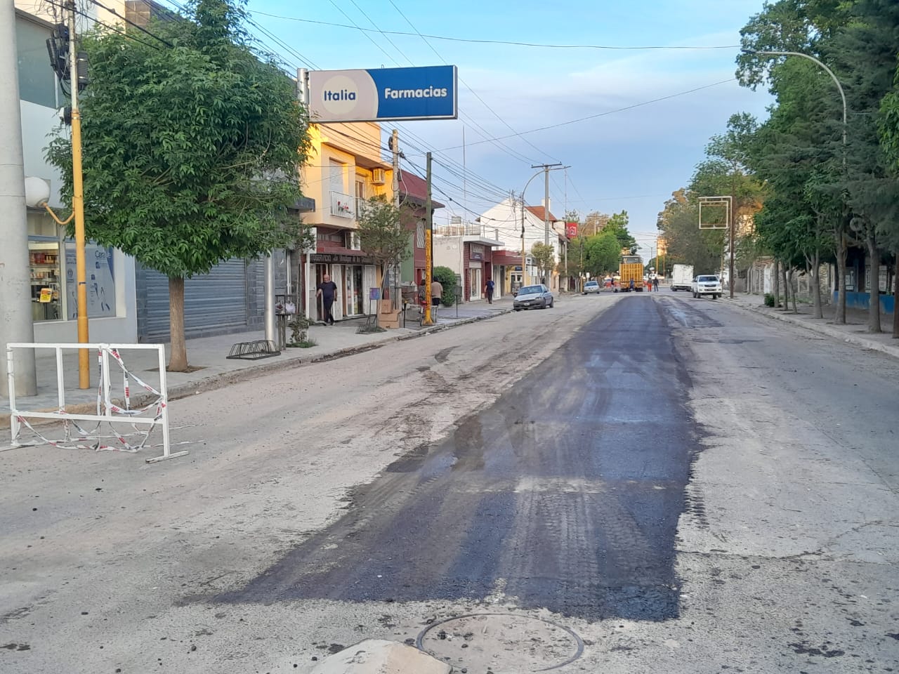 Repavimentaron una calle para completar obras tras reparación de redes sanitarias