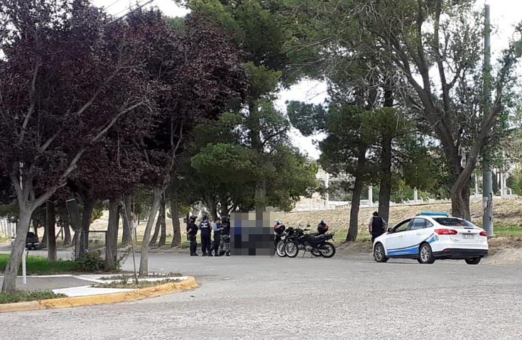 Detenido por provocar daños en una estación de servicio