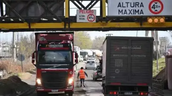 Entra en vigencia la prohibición de tránsito pesado en Cipolletti