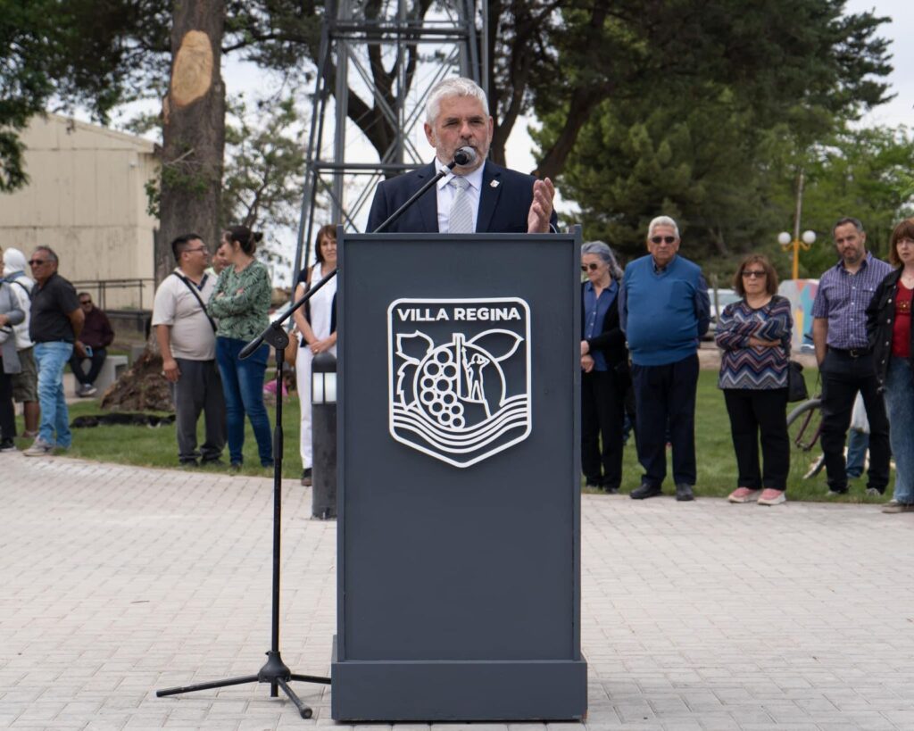 Luego de los festejos por el centenario de Regina, se proyecta el pavimento y mejoras en la Isla 58